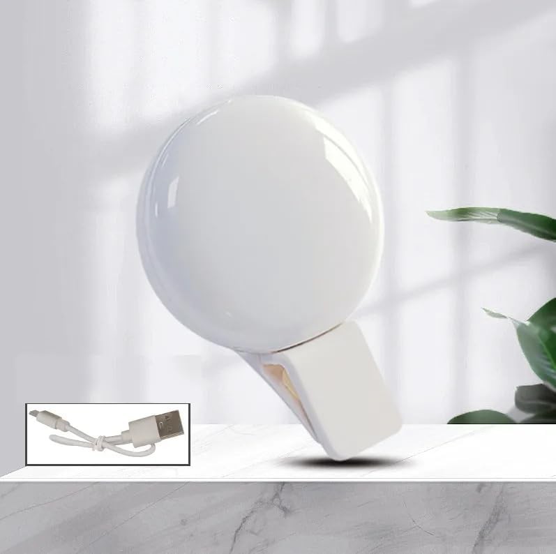 Small white pocket size ring light — photo 4
